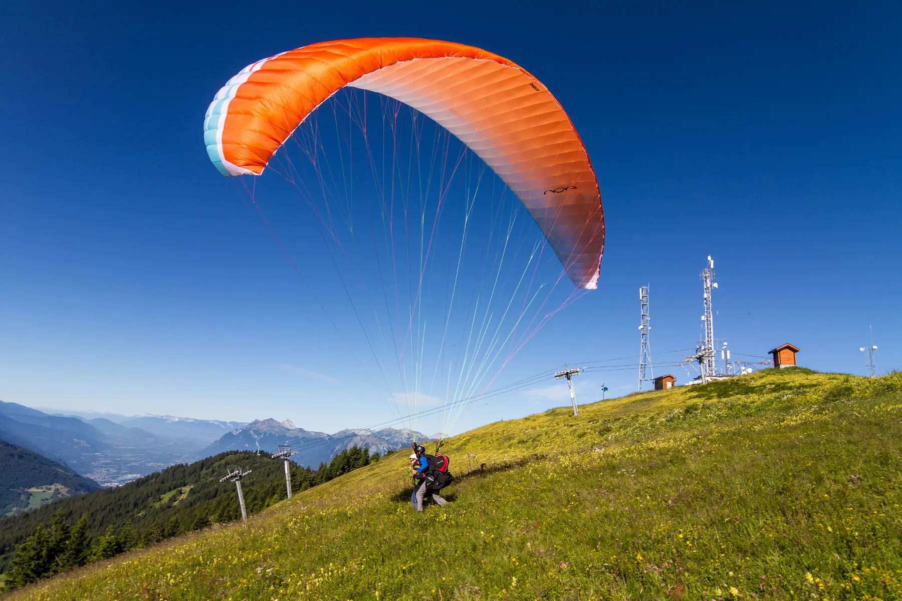Décollage du sommet du Mont Bisanne