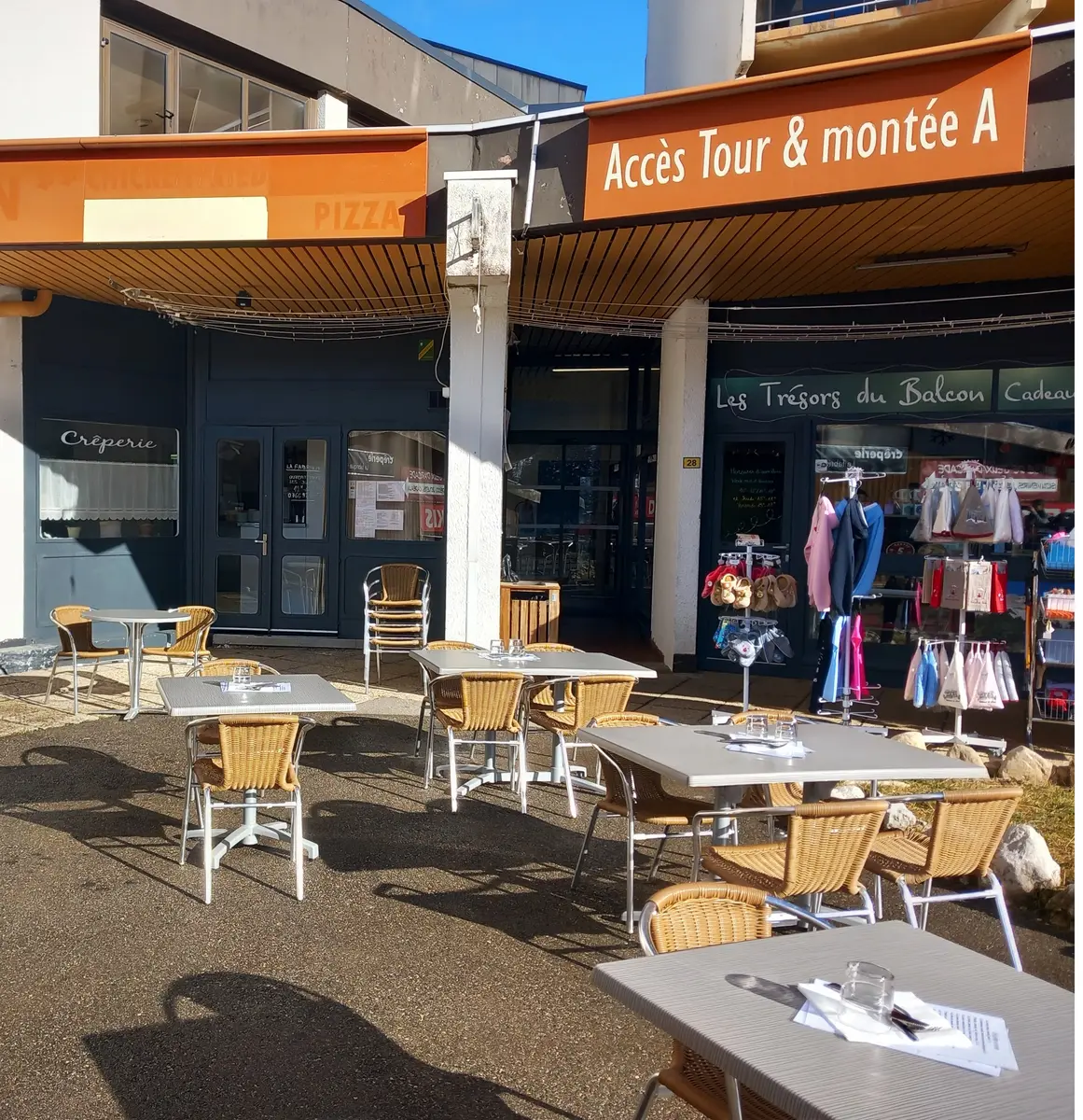 entrée, crêperie, la fabrique, balcon de villard