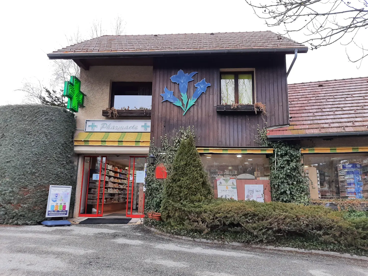 Pharmacie Les Gentianes à St Bonnet en Champsaur