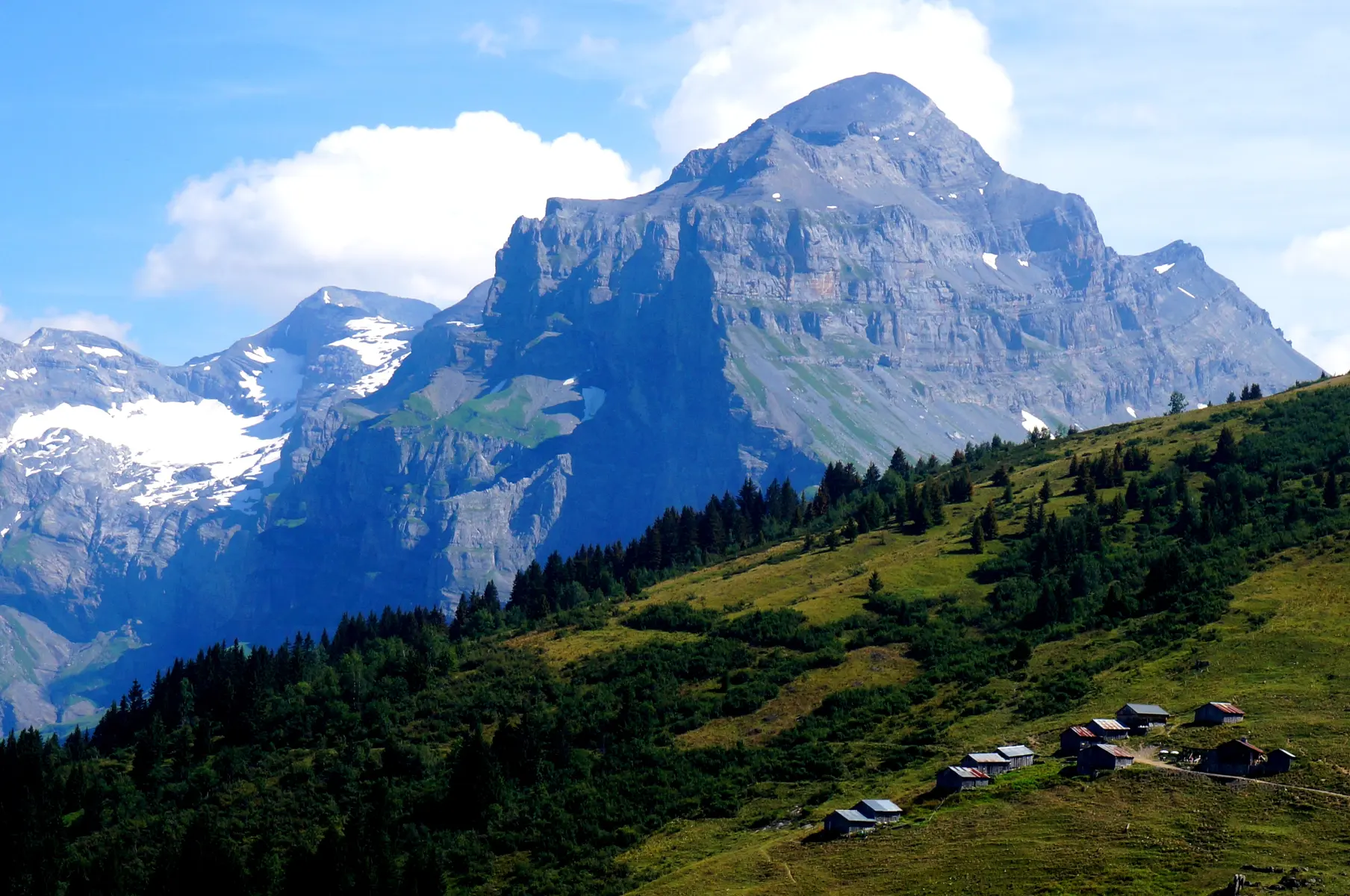 Chalets de Commune avec Tenneverge