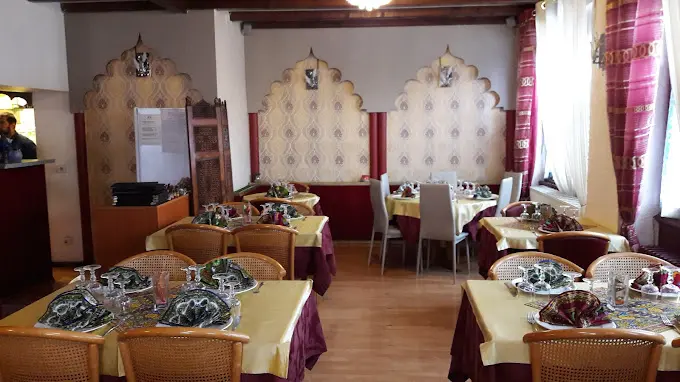 Salle du restaurant Shalimar