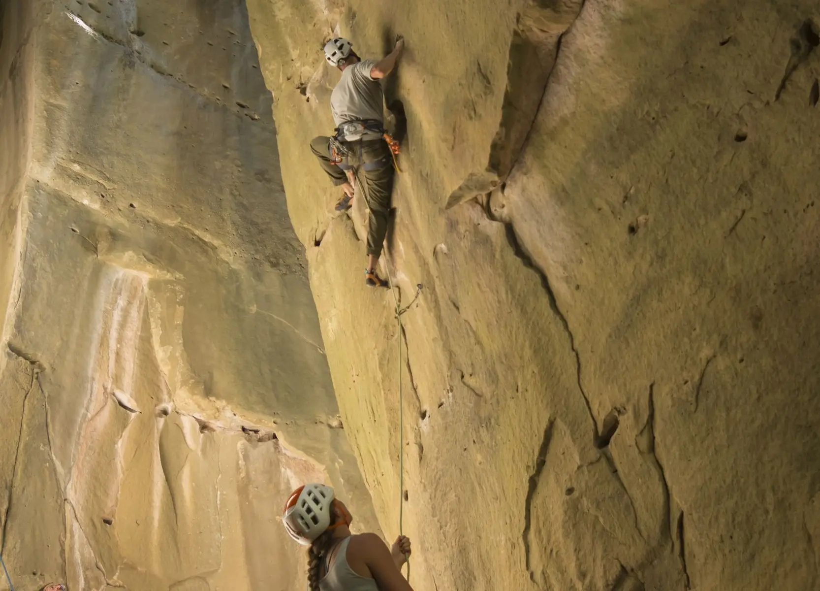 Escalade dans les grès d'Annot