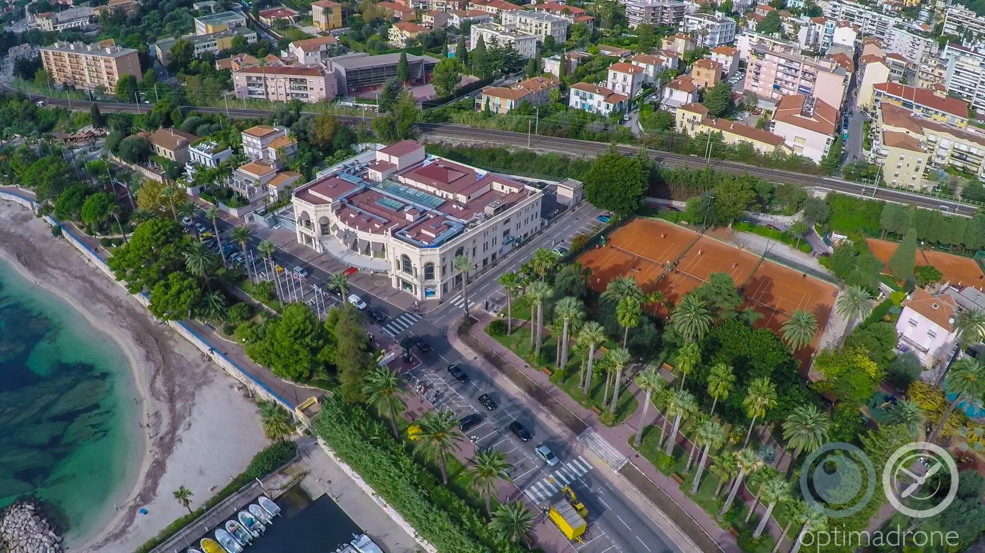 Parking et Baie des Fourmis - Beaulieu-sur-Mer
