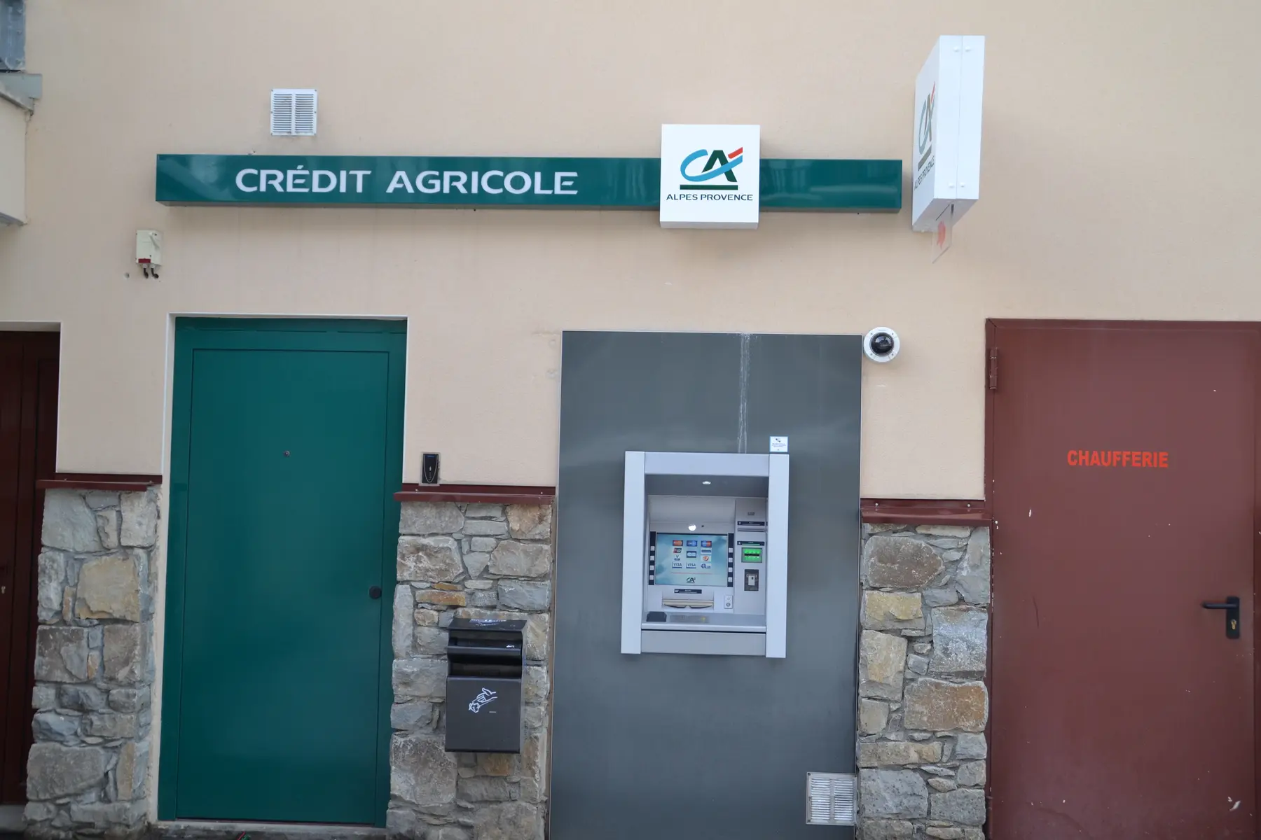 Distributeur de billets Crédit Agricole