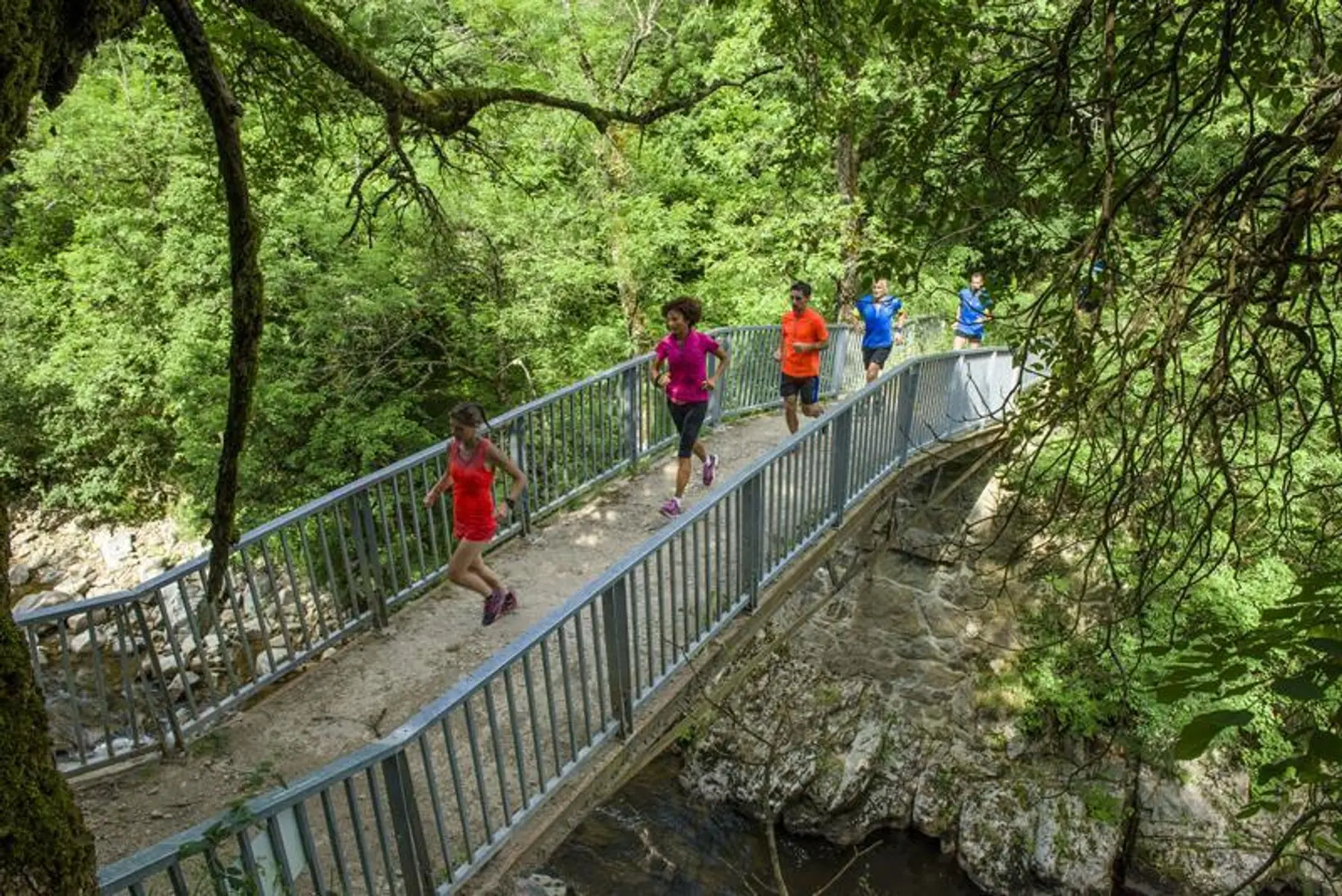 Dans la course vers l'aventure