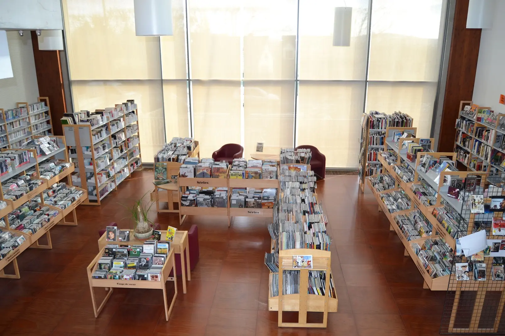 Médiathèque Espace Hal Singer, Chatou