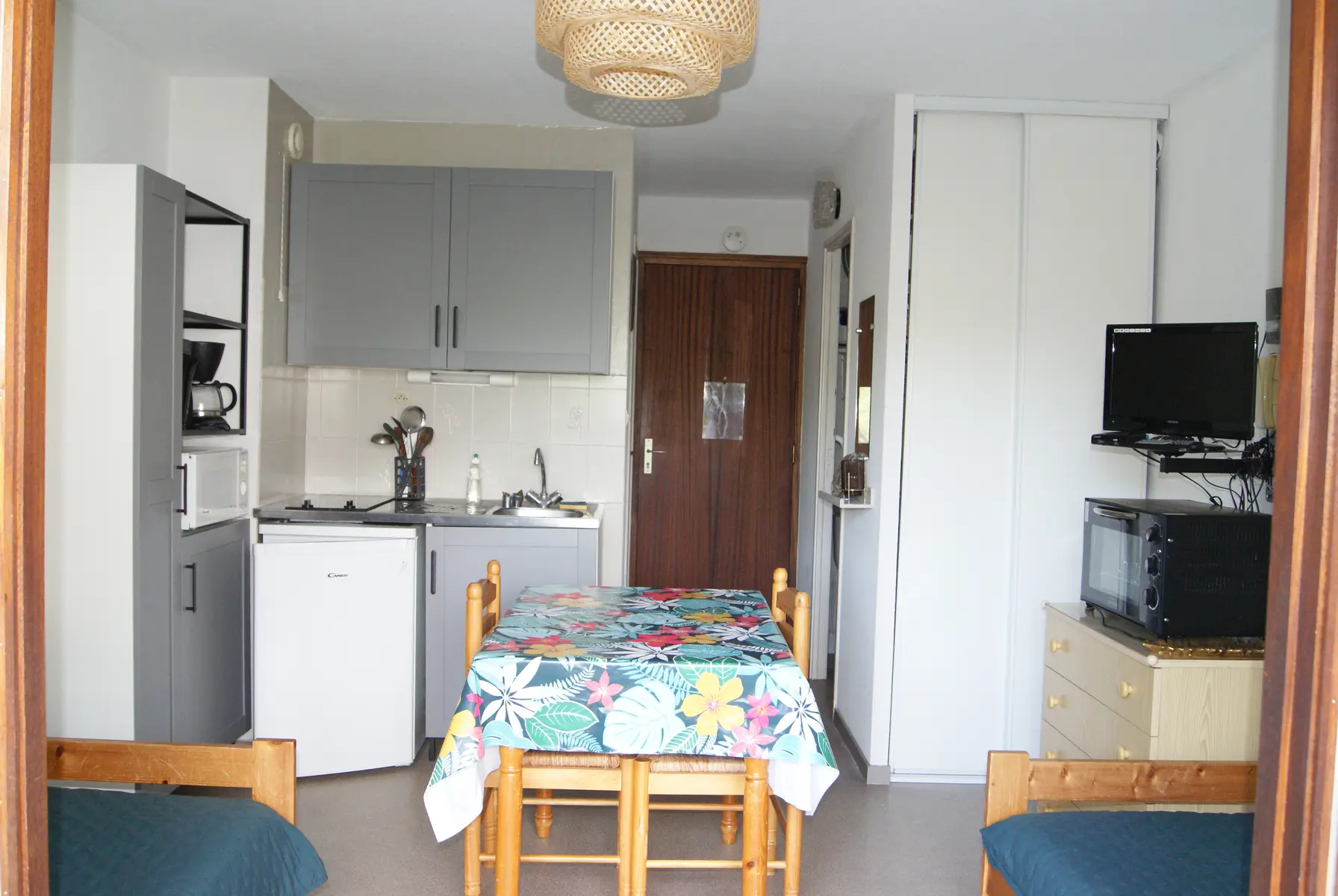 Les Bains - N° 79