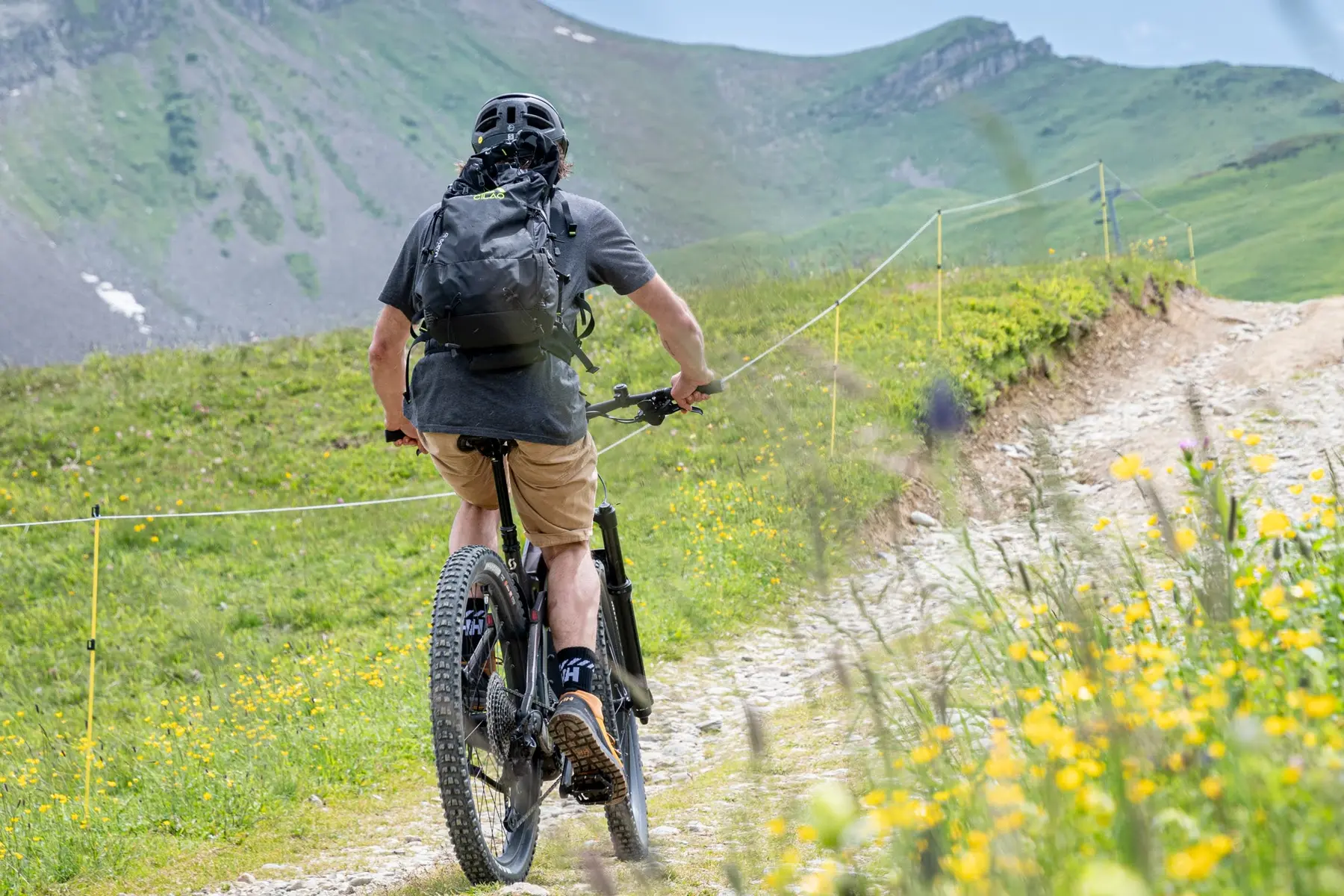 Sortie VTT encadrée avec Alley Oop et Mathias Ruiz, moniteur de vélo_Les Contamines-Montjoie