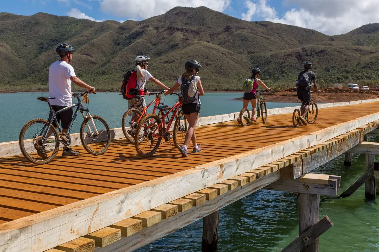 N'hésitez pas à descendre de votre VTT pour admirer la vue.