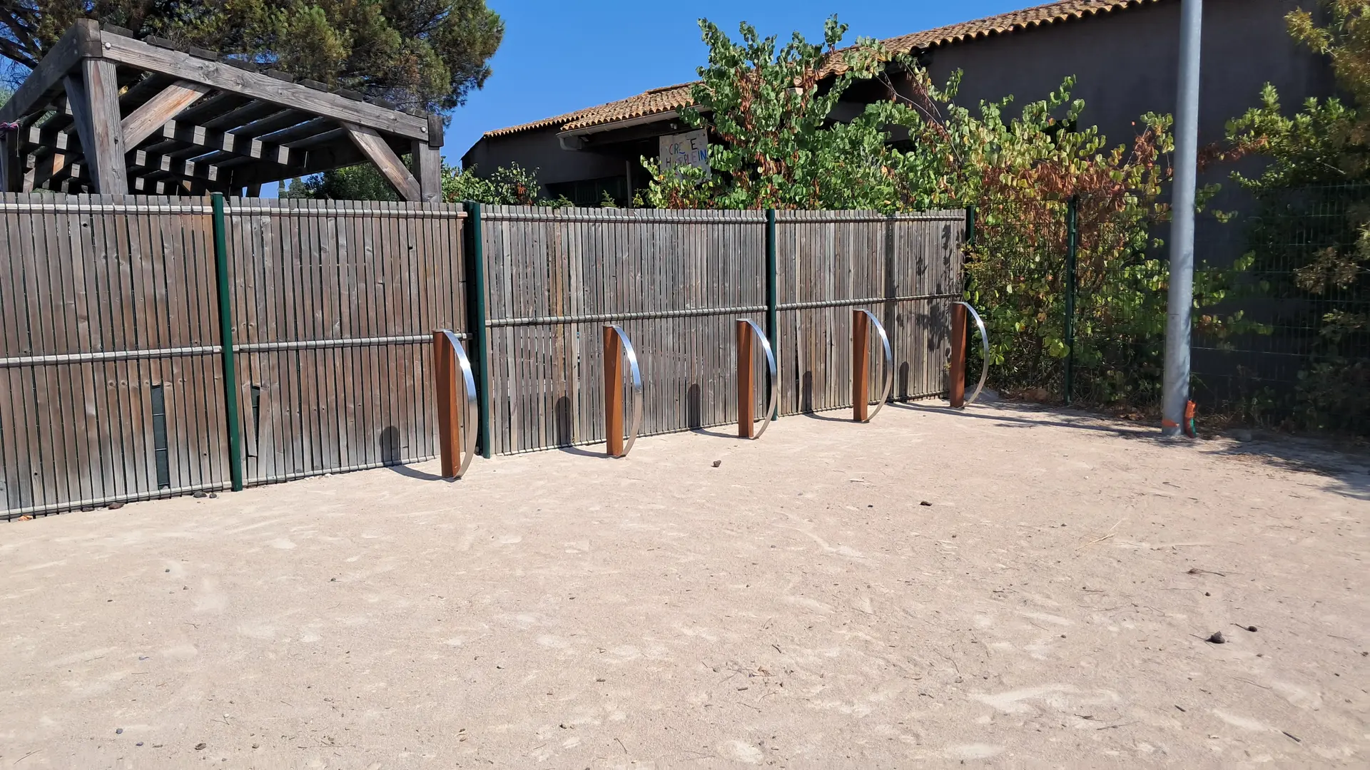 Parking à vélo - Parc Plein Soleil_Cogolin