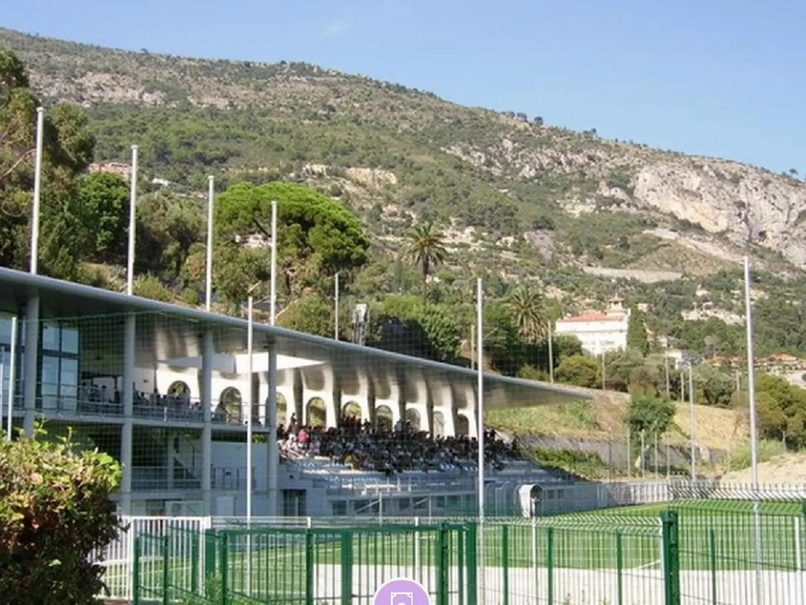Vue du stade et de sa tribune