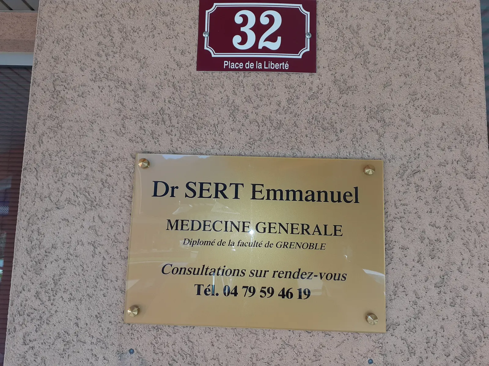 Dr SERT