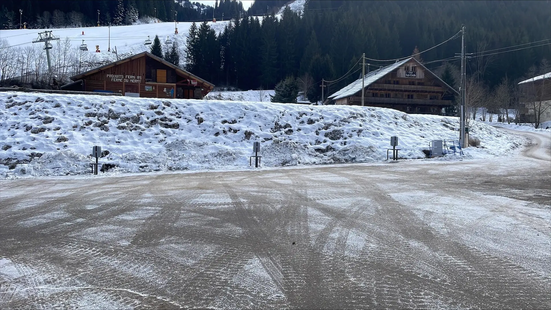 Bornes de rechargement véhicules électriques