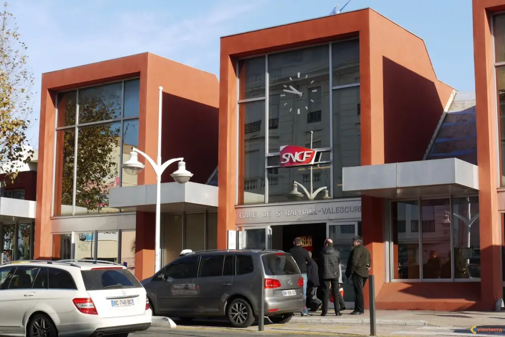 Gare de Saint-Raphaël - Valescure