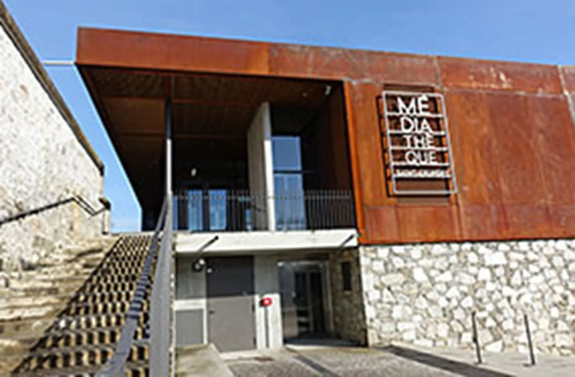 Médiathèque Saint-Exupéry_Montbonnot-Saint-Martin