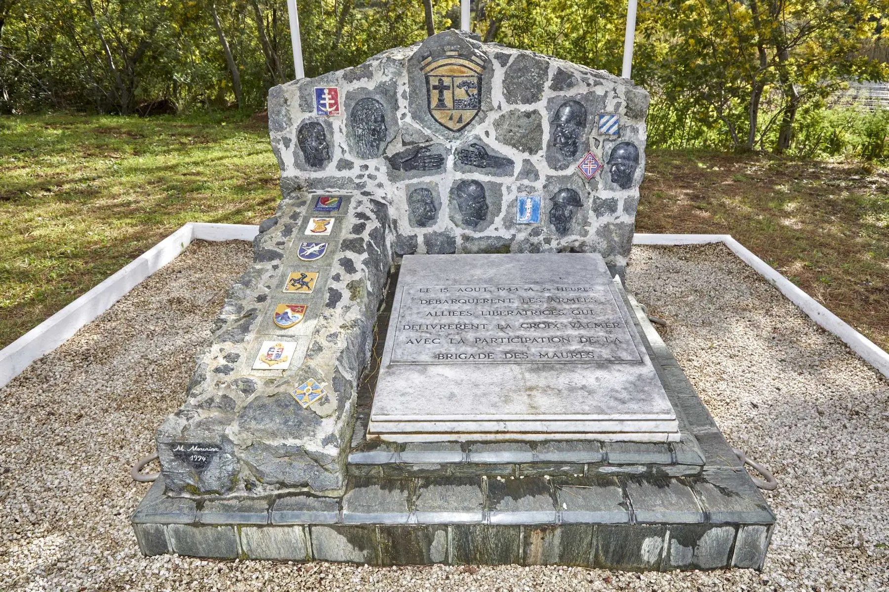 Stèle commémorative de la Croix Valmer - Square du Souvenir