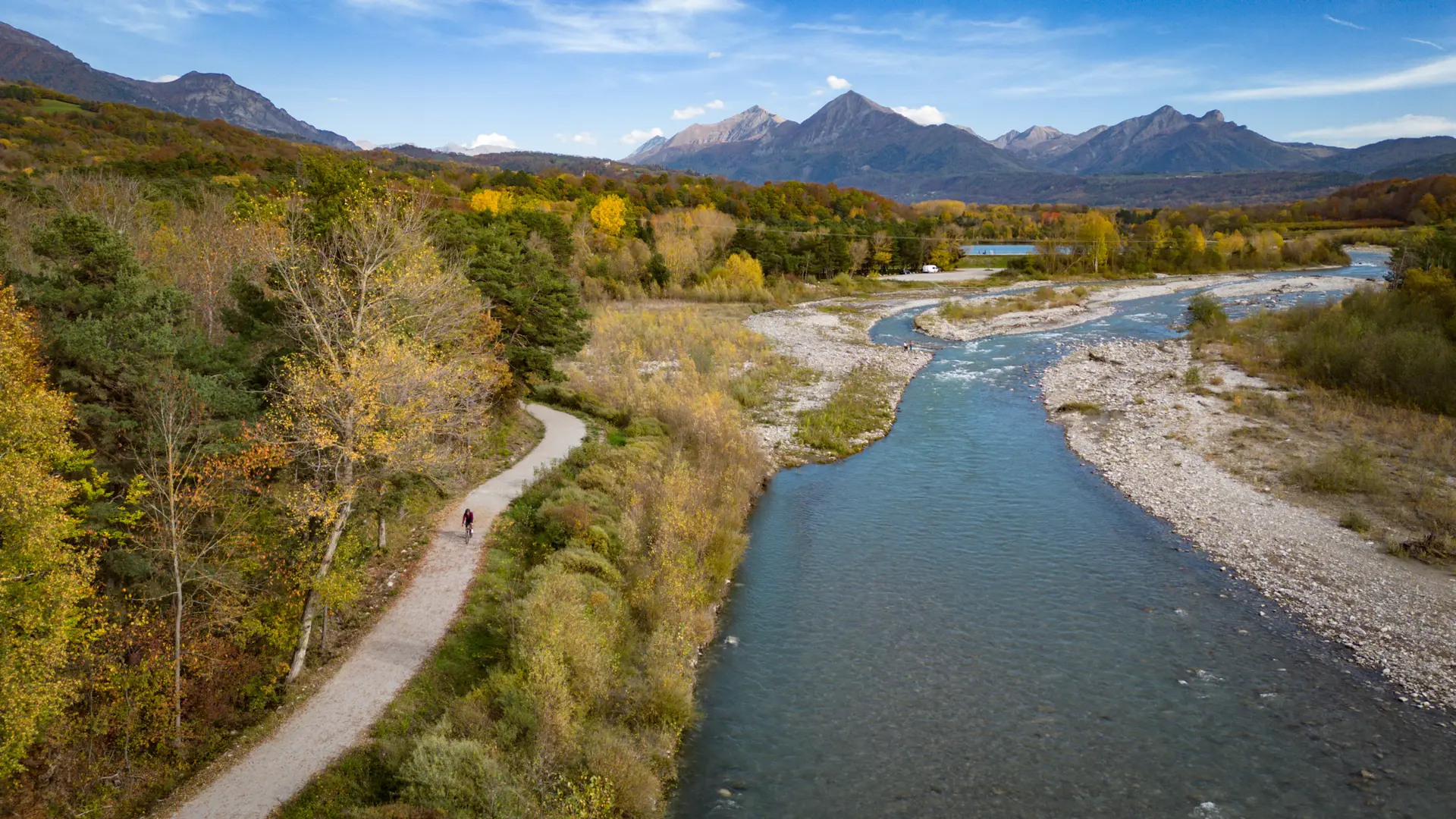 Plan d'eau du Champsaur par la voie douce