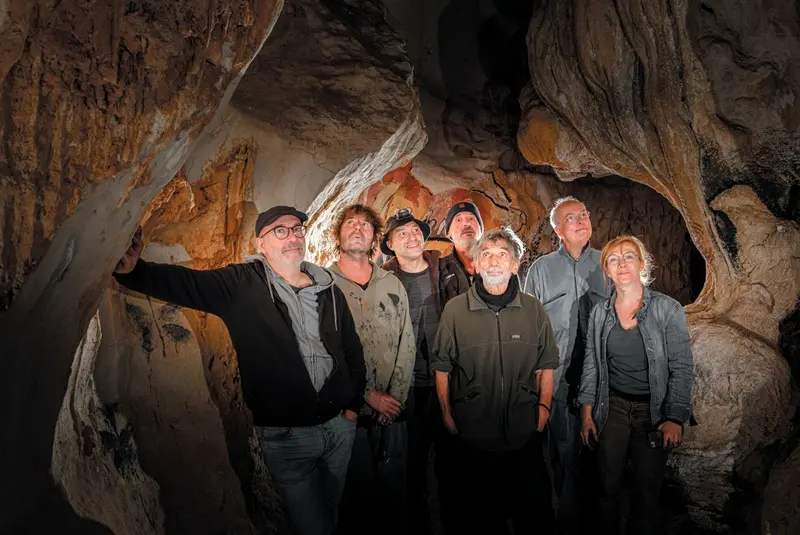 Auteurs-grotte_R_Flament