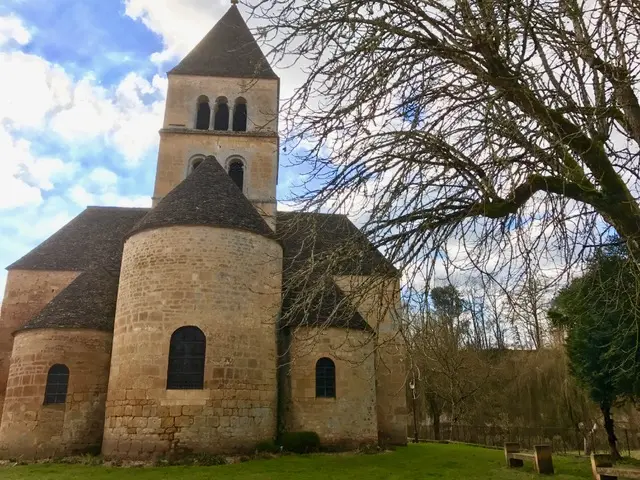 Eglise de Saint Léon sur Vézère©A (3)