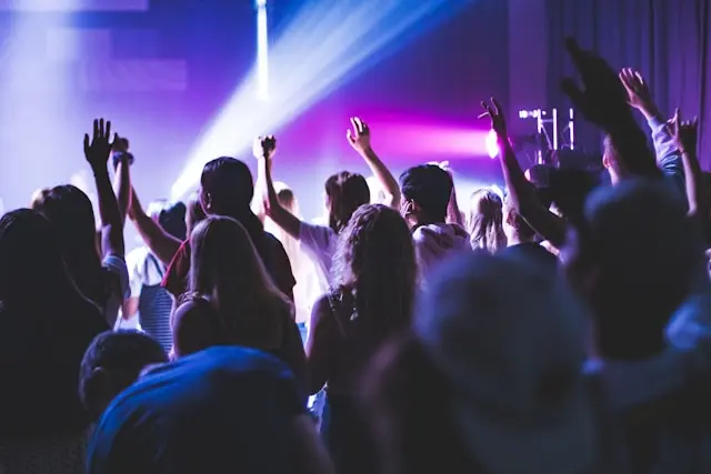 bbc-creative-7un-OR6qjlI-unsplash