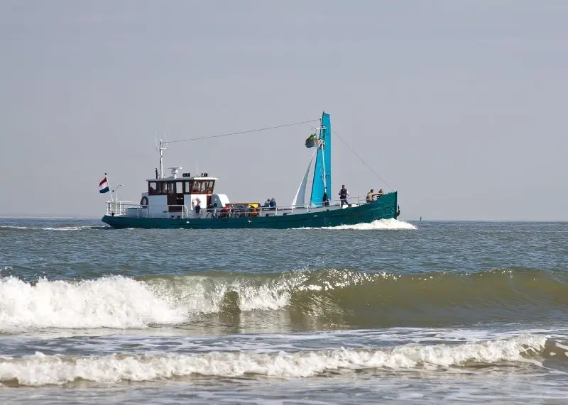 fishing-cutter©Foto RaBe de Pixabay