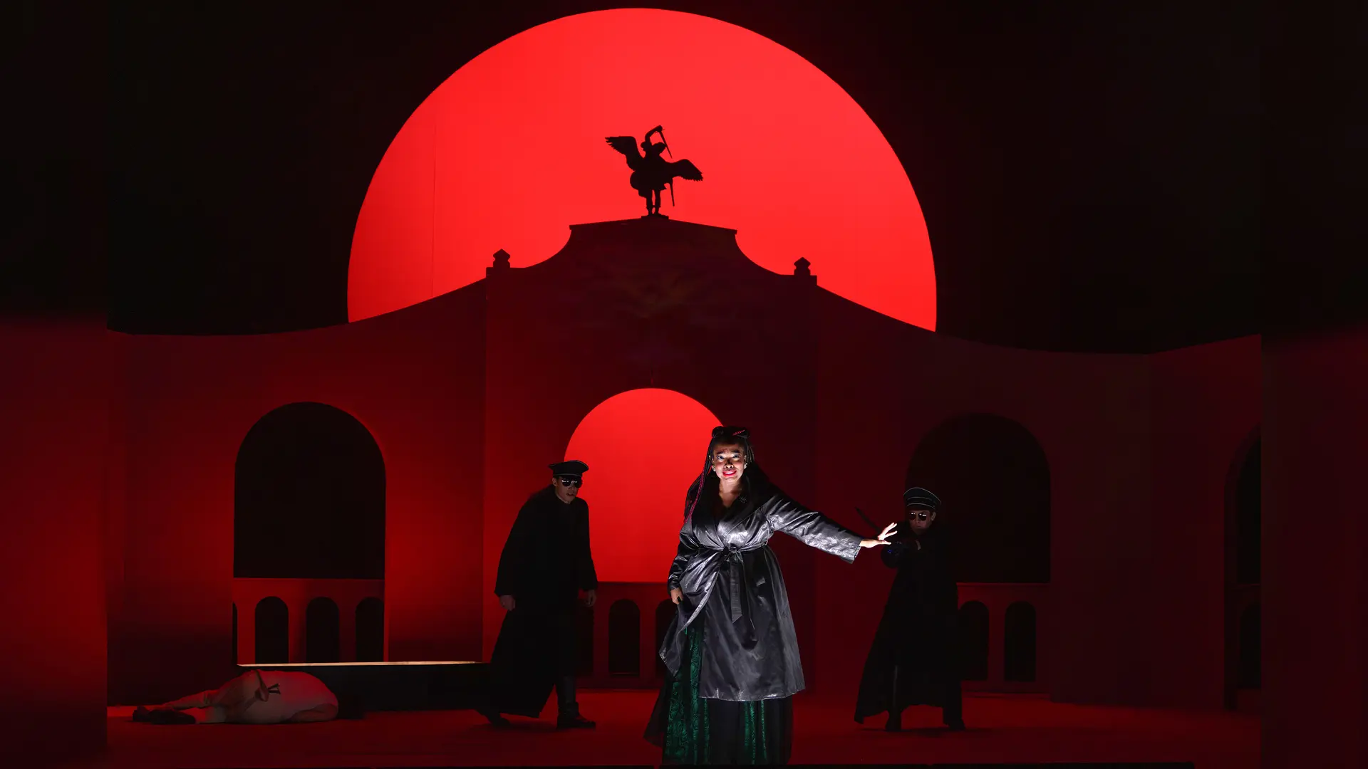 TOSCA (c) Nicolas Descoteaux-16-9