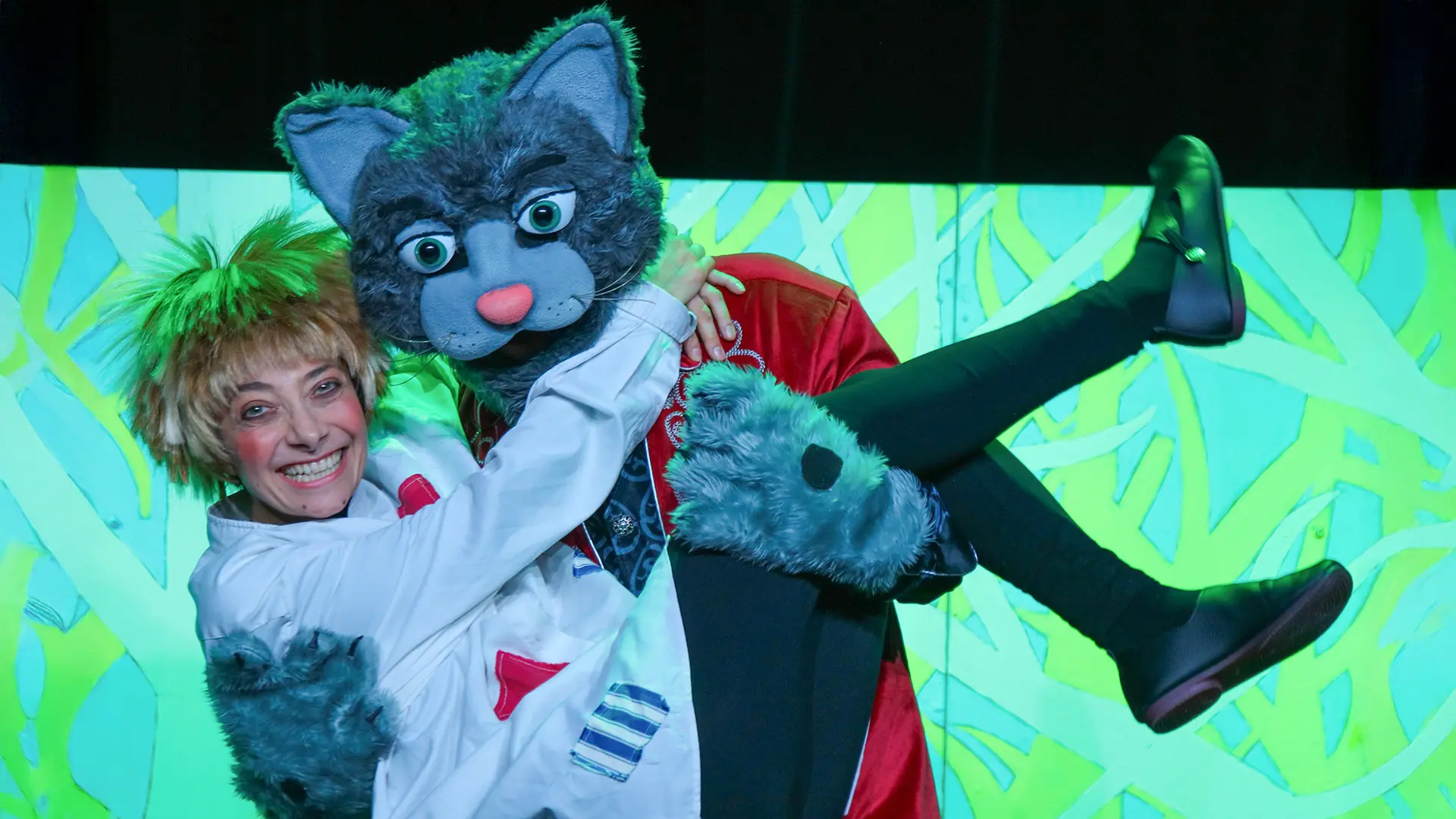 02-17-chat-botte-leoff-chartres-16-9-