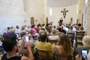 20190816-recital-hildegarde-von-bingen-anne-bertin-hugault-credits-louis-nespoulous0002-internet-300x200