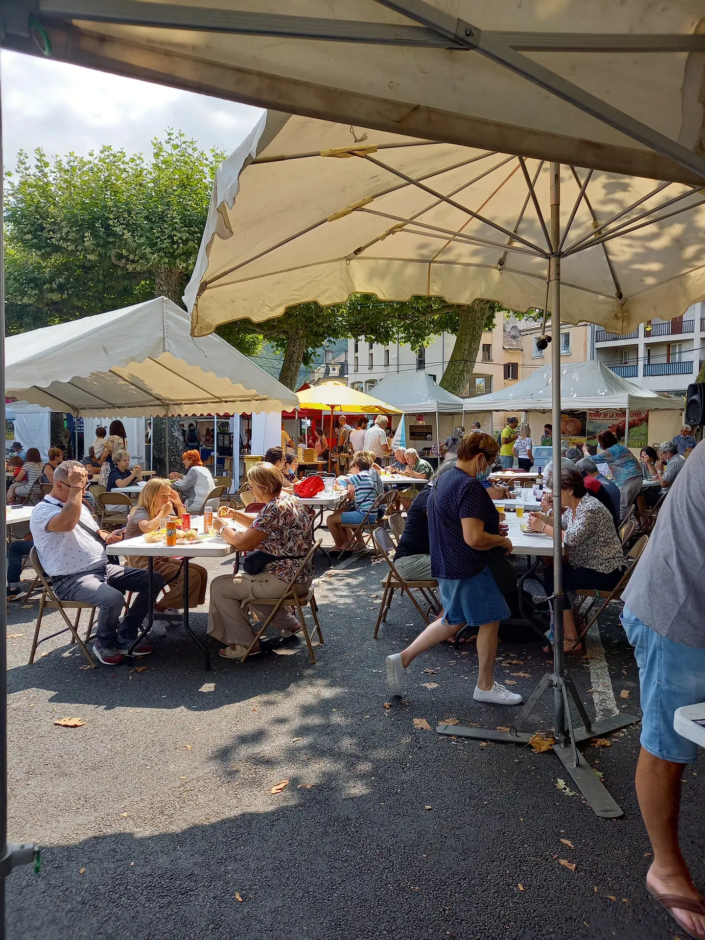 Salon vin et saveurs St Céré 1