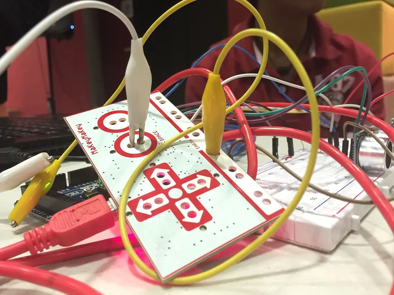 Makey_Makey2