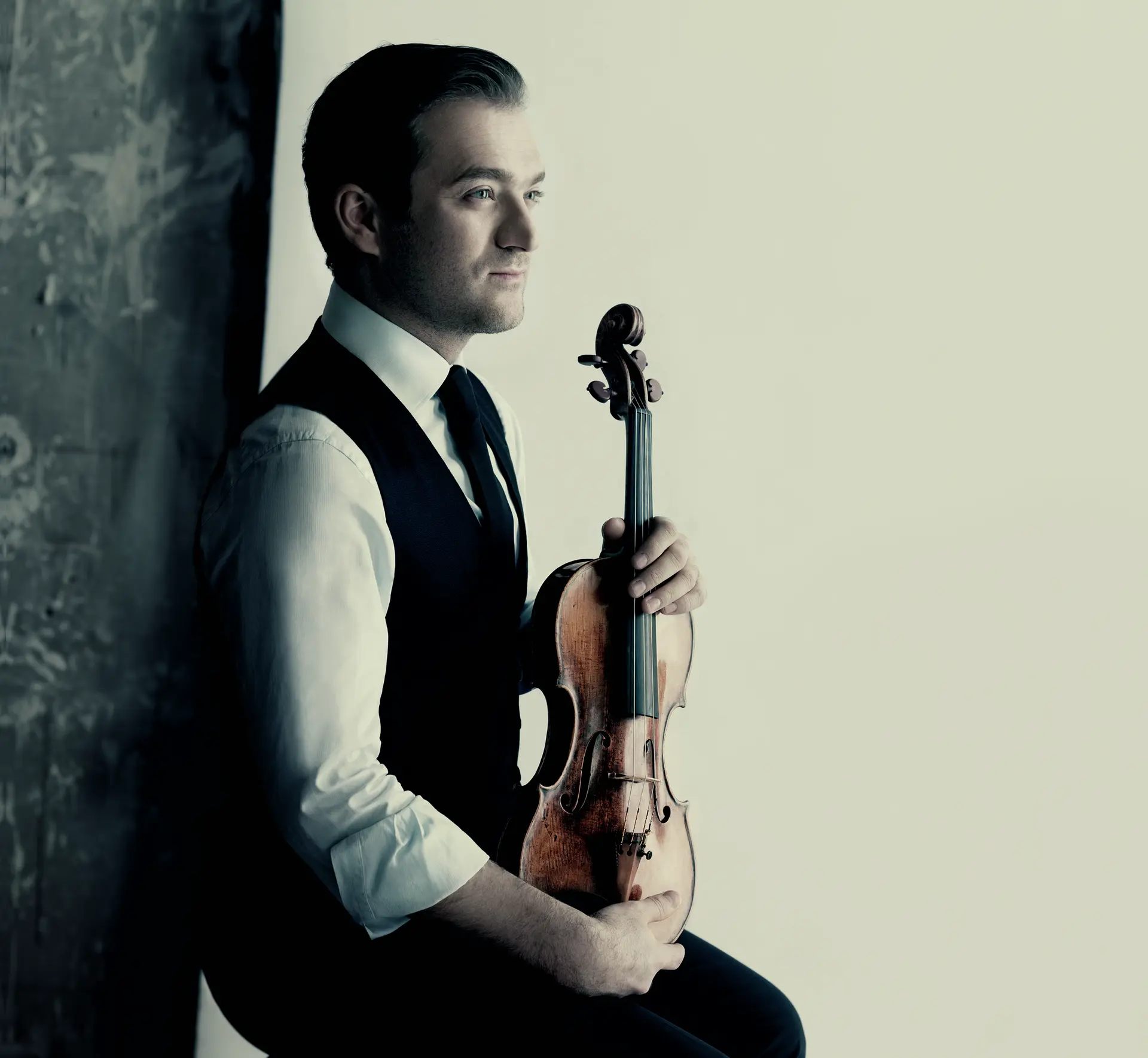 Renaud-Capucon-photo-Paolo-Roversi-4-Erato-1