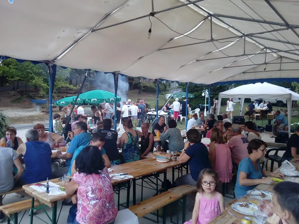 Soirée Camping Au Bois Domant