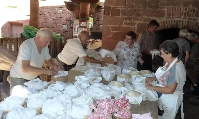 fête du pain collonges la rouge