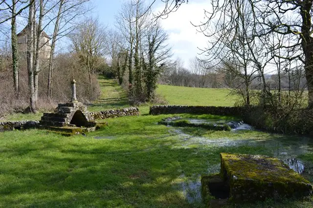 fontainebonnefont-RNR Mayrihnac lentour