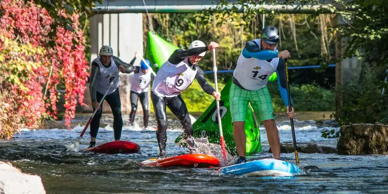 image Paddle race