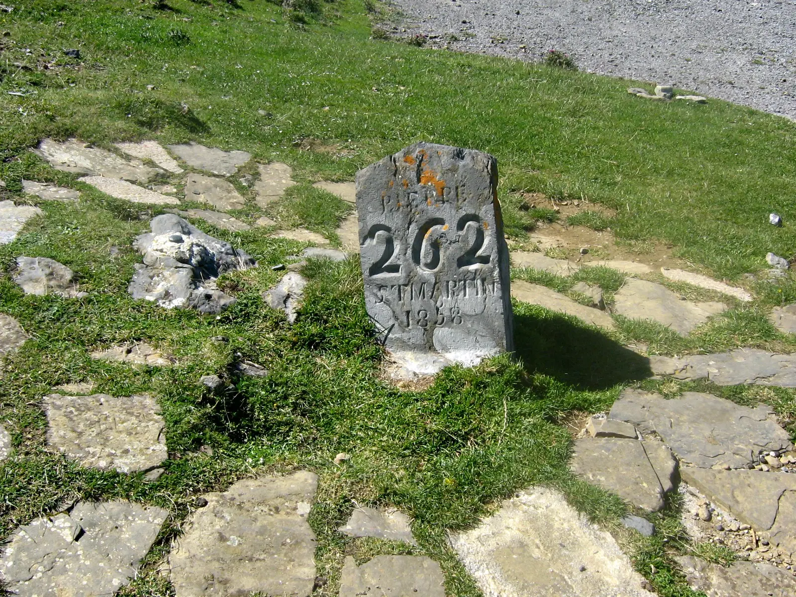 Borne frontière n°262 au Col de La Pierre Saint-Martin