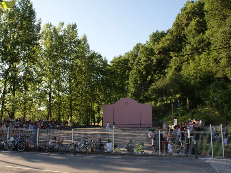 Partie de pelote basque au fronton d'Arette