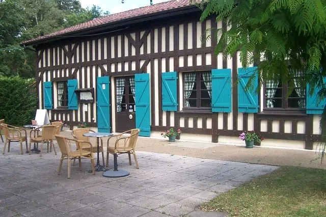 © PLNCA - LIT ET MIXE - L'Estanquet (1)