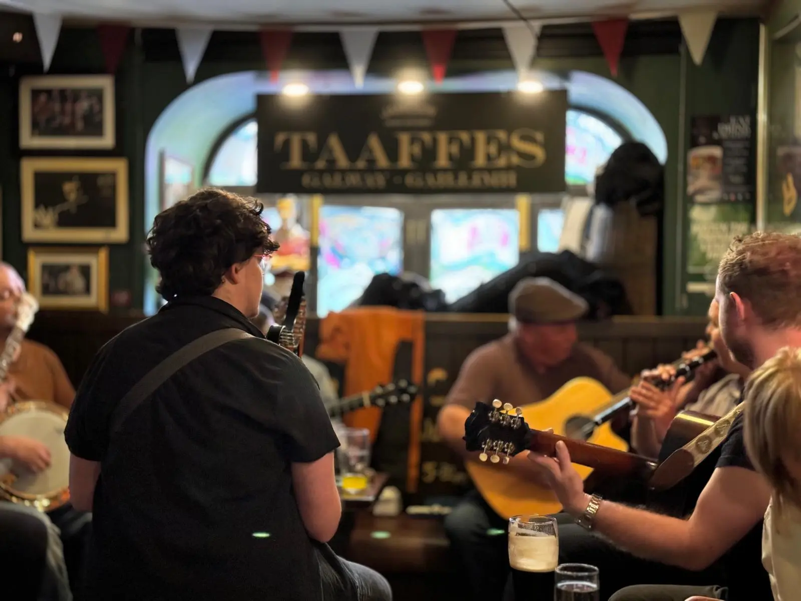 CLICKETI-CLACK . CIE JABBERWOCK - B2S