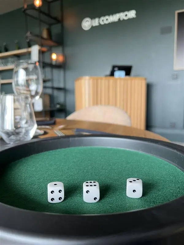 421= On vous offre l'addition