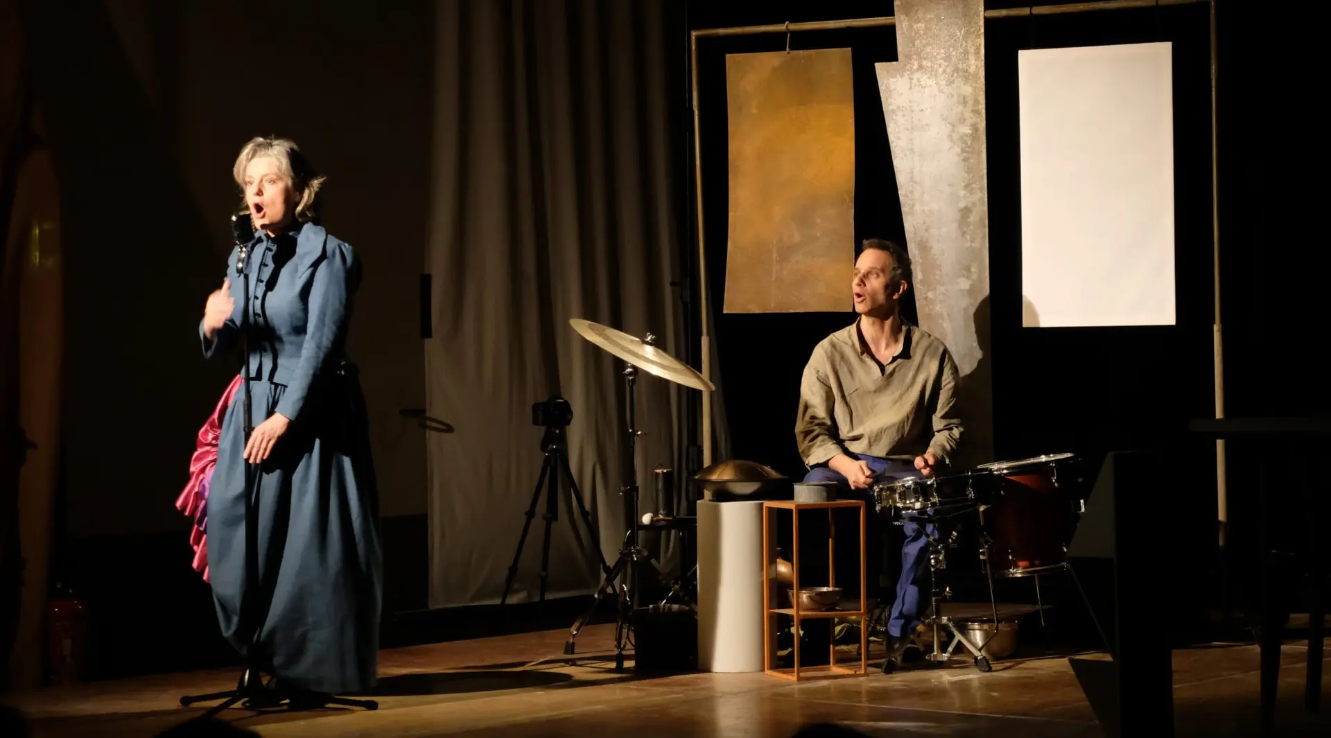 Label-utopie-Cie Le Théâtre du Pressoir