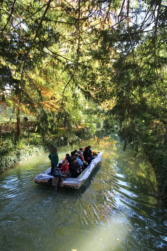 balades-en-barque-chalons-jard