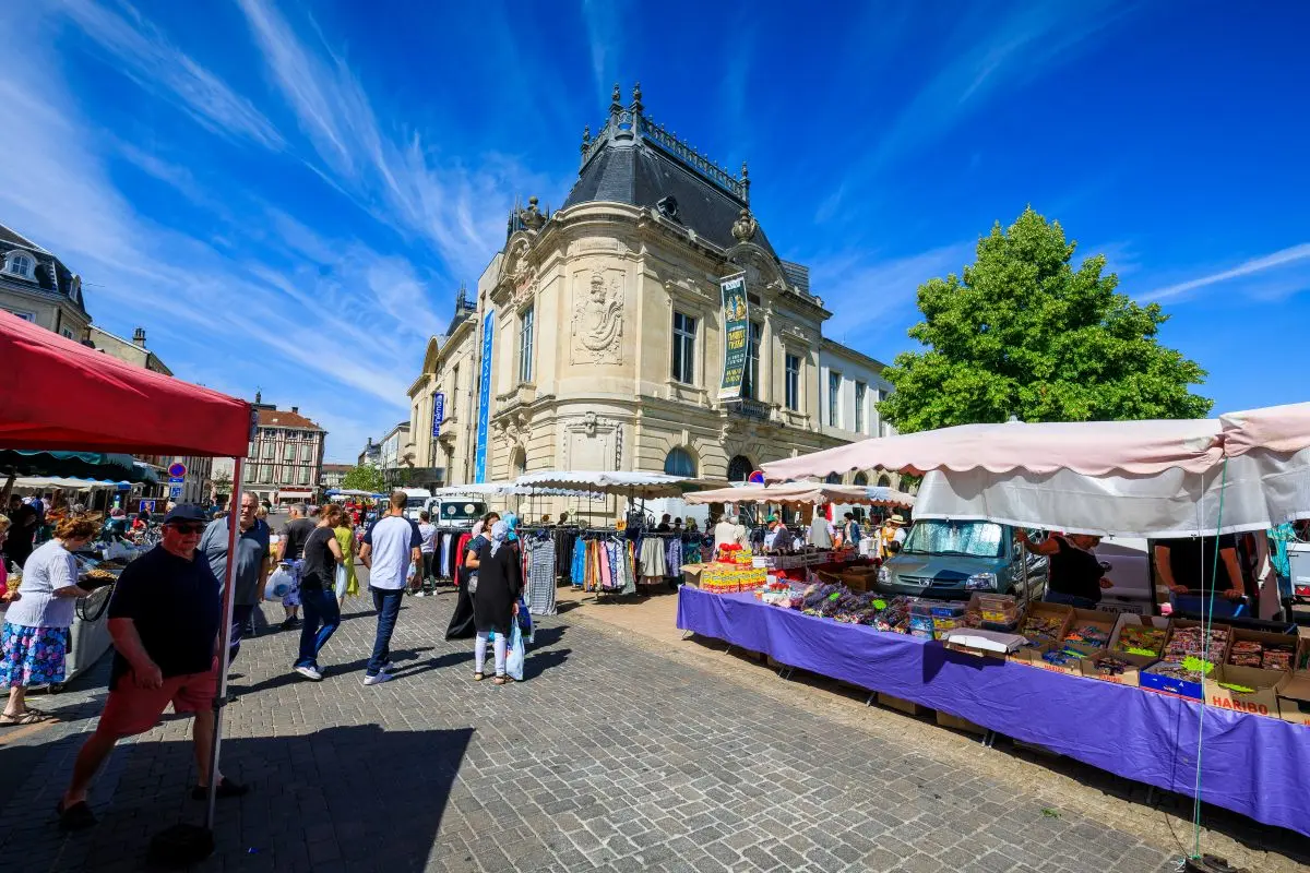 marche-de-chalons-en-champagne-2 @ Teddy Picaudé