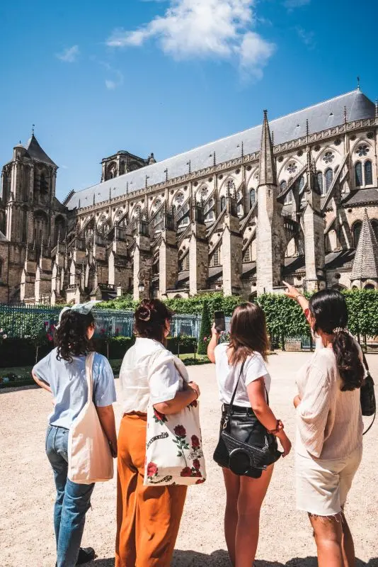 Legendr_-_Cathedrale_Saint-Etienne_-_Bourges-Ad2T_du_Cher-2135