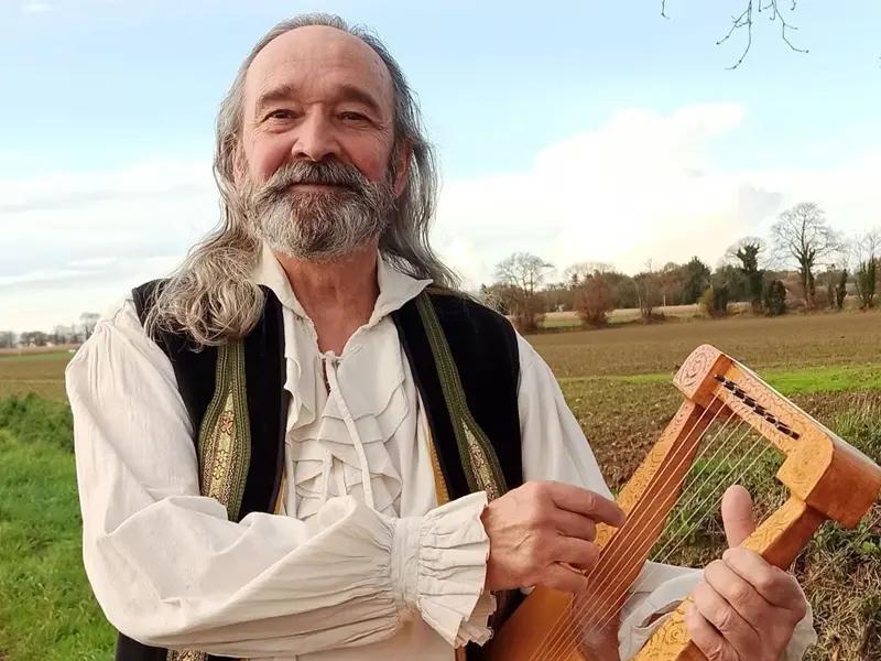 ozegan_musique_veillée-contée-du-solstice_Trehorenteuc_DestinationBrocéliande