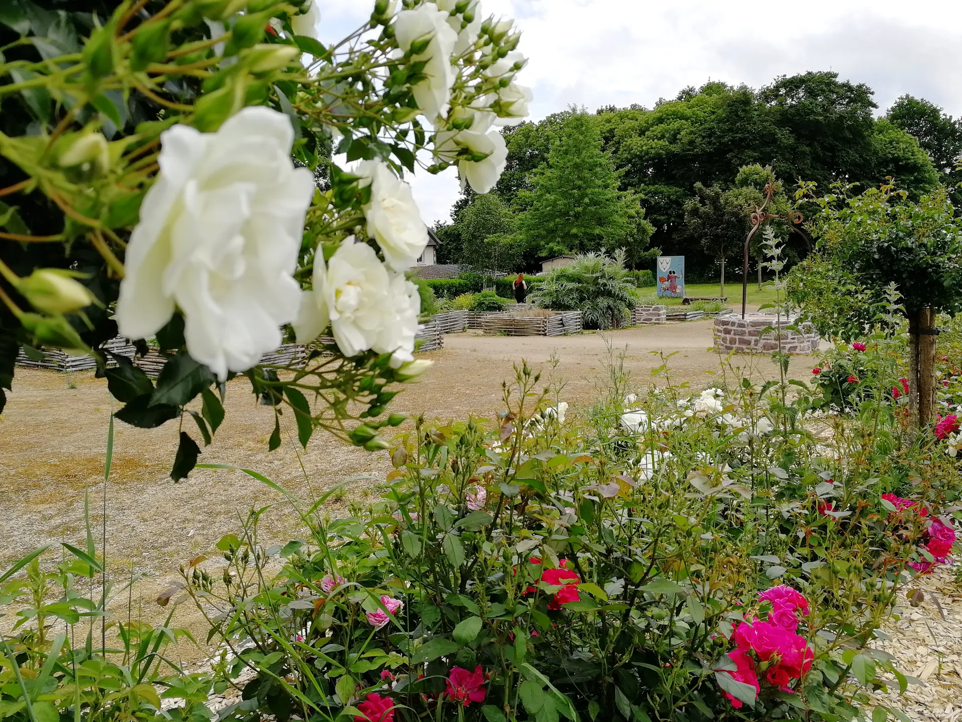 Jardin médiéval Bédée Village Etape