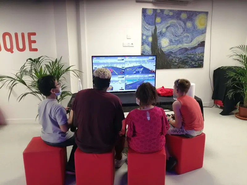 Bonjourlemonde_tournoi_jeuxvidéos_EPN_Mauron_Ploërmelcommunauté