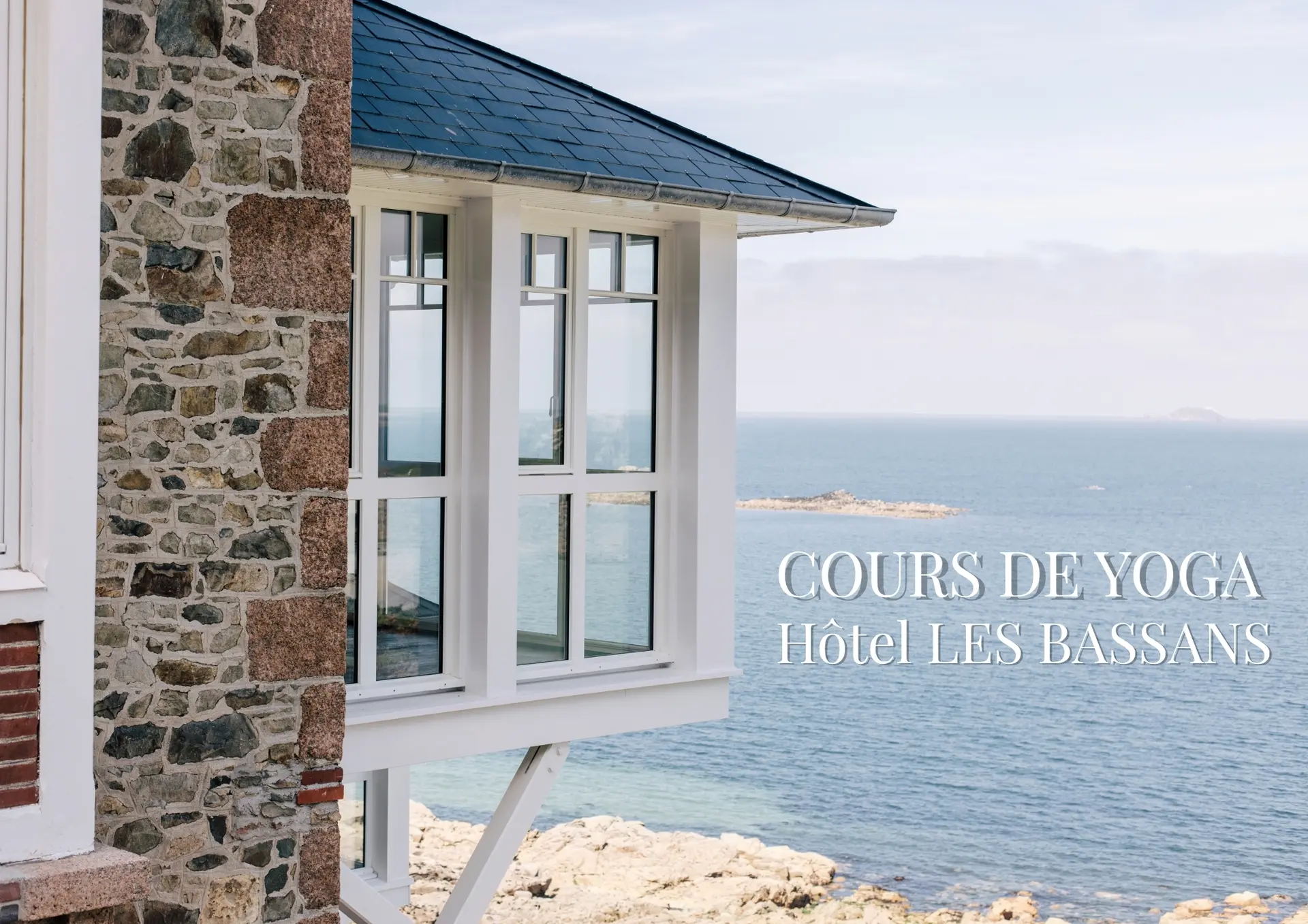 COURS DE YOGA avec Yoga Luz HÔTEL LES BASSANS