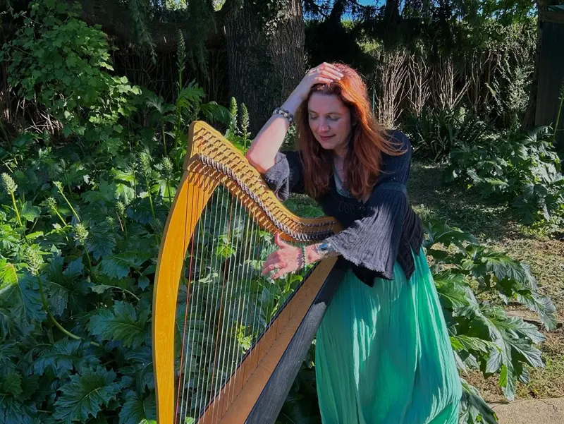 Gael chants celtes - concert d'automne - harpe - Tréhorenteuc - Brocéliande