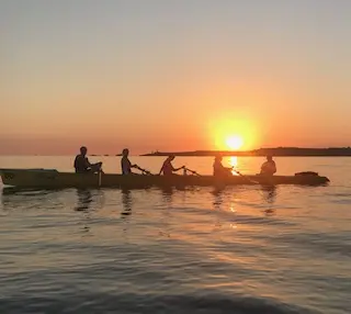 L'aviron au coucher du soleil